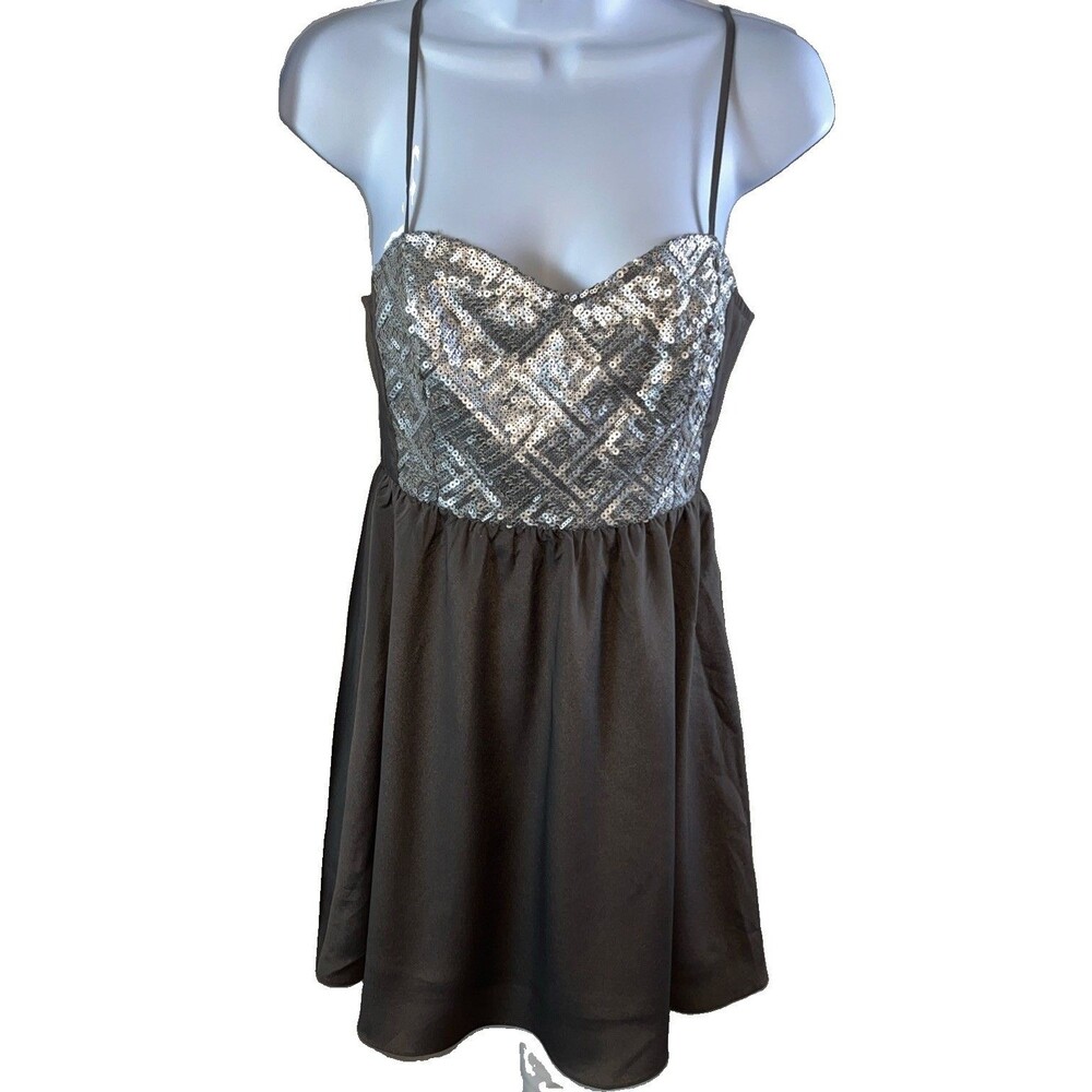 H&M Divided Womens Grey Geometric Sequin Bodice Mini Dress Size 6 Cocktail